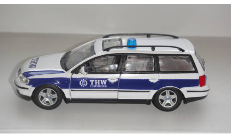 VOLKSWAGEN PASSAT VARIANT  ТОЛЬКО МОСКВА САМОВЫВОЗ, масштабная модель, scale43