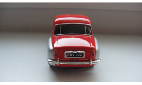 LAND ROVER 90 ТОЛЬКО МОСКВА, масштабная модель, scale43