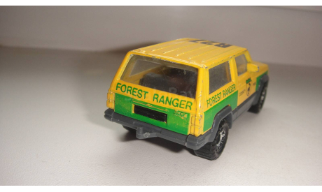 JEEP CHEROKEE 1.56 MATCHBOX  ТОЛЬКО МОСКВА САМОВЫВОЗ, масштабная модель, scale0