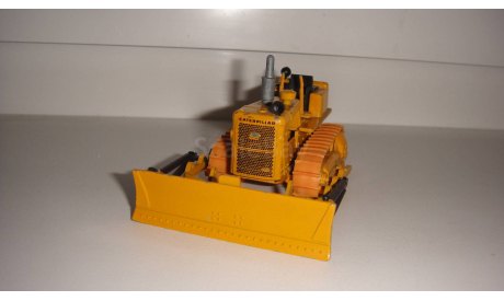 БУЛЬДОЗЕР CATERPILLAR ТОЛЬКО МОСКВА, масштабная модель, scale0