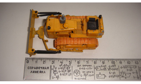 БУЛЬДОЗЕР CATERPILLAR ТОЛЬКО МОСКВА, масштабная модель, scale0