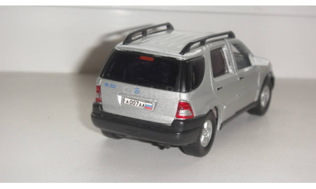 MERCEDES BENZ МL 320 CARARAMA ТОЛЬКО МОСКВА САМОВЫВОЗ, масштабная модель, scale43, Mercedes-Benz
