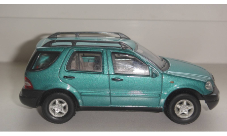 MERCEDES BENZ МL 320 CARARAMA  ТОЛЬКО МОСКВА САМОВЫВОЗ, масштабная модель, Mercedes-Benz, scale43