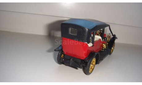 РУССО БАЛТ С24-40  ТОЛЬКО МОСКВА САМОВЫВОЗ, масштабная модель, scale43