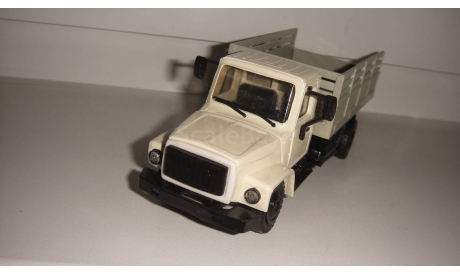 АВТО 3307 БОРТОВОЙ КОМПАНЬОН ТОЛЬКО МОСКВА САМОВЫВОЗ, масштабная модель, scale43, ГАЗ