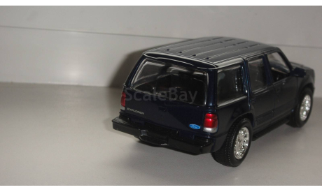 FORD EXPLORER NEW RAY  ТОЛЬКО МОСКВА САМОВЫВОЗ, масштабная модель, scale0