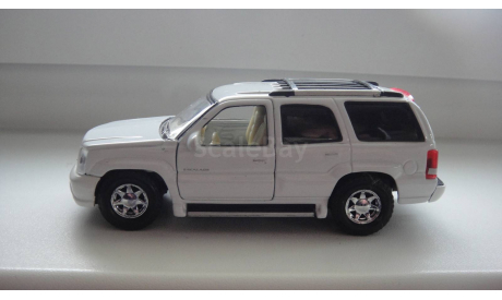 CADILLAC ESCALADE ТОЛЬКО МОСКВА, масштабная модель, scale0