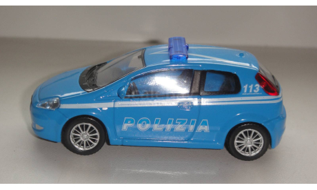 FIAT GRANDE PUNTO POLIZIA WELLY  ТОЛЬКО МОСКВА САМОВЫВОЗ, масштабная модель, scale43