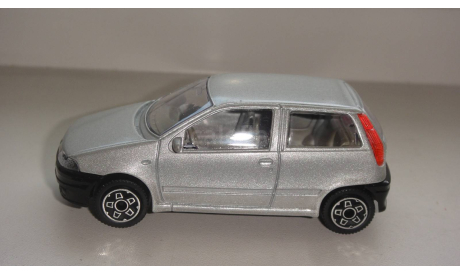 FIAT PUNTO BURAGO  ТОЛЬКО МОСКВА САМОВЫВОЗ, масштабная модель, scale43