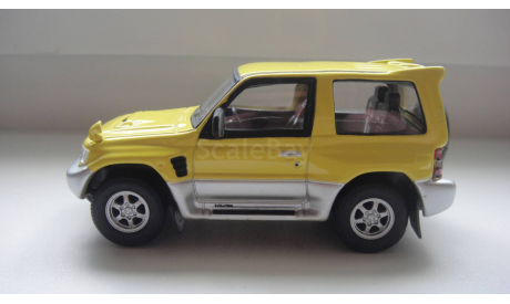 MITSUBISHI PAJERO ТОЛЬКО МОСКВА, масштабная модель, scale43