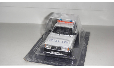 ПОЛИЦЕЙСКИЕ МАШИНЫ МИРА №56 VOLVO 240  ТОЛЬКО МОСКВА САМОВЫВОЗ, журнальная серия Полицейские машины мира (DeAgostini), scale43