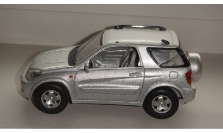 TOYOTA RAV4 KINSMART  1/32  ТОЛЬКО МОСКВА САМОВЫВОЗ, масштабная модель, scale0