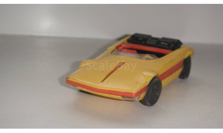 BERTONE RUNABOUT A-44 РЕМЕЙК  ТОЛЬКО МОСКВА САМОВЫВОЗ, масштабная модель, scale43