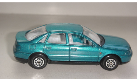 AUDI A4  WELLY  1/60  ТОЛЬКО МОСКВА САМОВЫВОЗ, масштабная модель, scale0