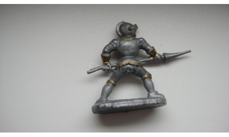 РЫЦАРЬ 13  ТОЛЬКО МОСКВА, фигурка, scale43