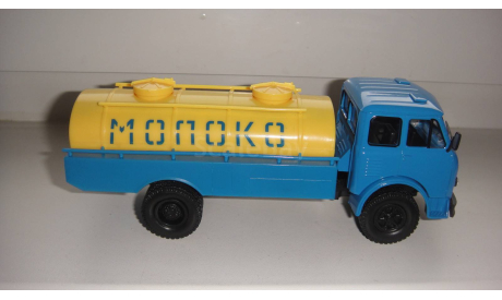 МАЗ 500Б АЦПТ-5,6  МОЛОКО НАП  ТОЛЬКО МОСКВА САМОВЫВОЗ, масштабная модель, scale43