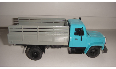 АВТО 3307 БОРТОВОЙ КОМПАНЬОН  ТОЛЬКО МОСКВА САМОВЫВОЗ, масштабная модель, scale43, ГАЗ