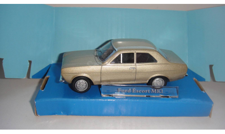 FORD ESCORT  ТОЛЬКО МОСКВА, масштабная модель, scale43