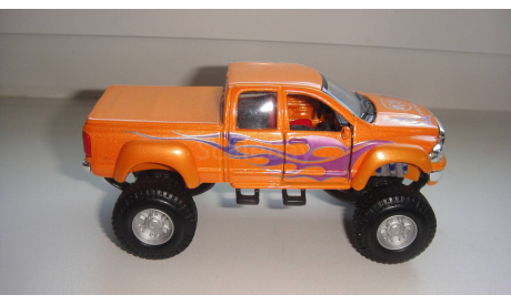 DODGE RAM MAISTO 1/50  ТОЛЬКО МОСКВА САМОВЫВОЗ, масштабная модель, scale0