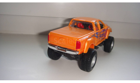 DODGE RAM MAISTO 1/50  ТОЛЬКО МОСКВА САМОВЫВОЗ, масштабная модель, scale0