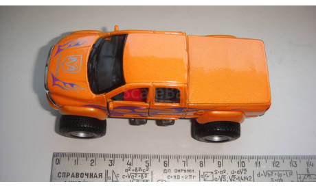 DODGE RAM MAISTO 1/50  ТОЛЬКО МОСКВА САМОВЫВОЗ, масштабная модель, scale0