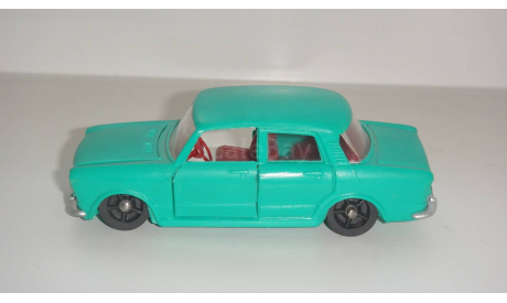 FIAT 1100R РЕМЕЙК  ТОЛЬКО МОСКВА САМОВЫВОЗ, масштабная модель, scale43