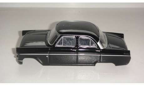 КУЗОВ ОТ FORD CONSUL ИЗ ПММ  ТОЛЬКО МОСКВА САМОВЫВОЗ, запчасти для масштабных моделей, scale43