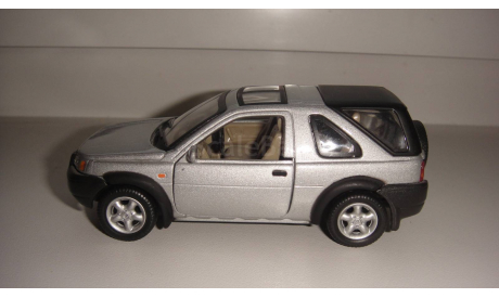 LAND ROVER FREELANDER CARARAMA  ТОЛЬКО МОСКВА, масштабная модель, scale43