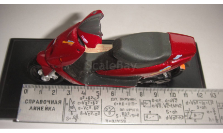 МОТОРОЛЛЕР MAISTO ТОЛЬКО МОСКВА САМОВЫВОЗ, масштабная модель мотоцикла, Vespa, scale0