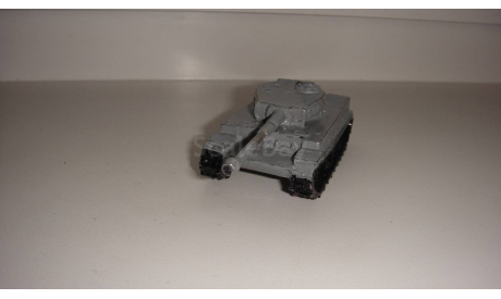 ТАНК ТЯЖЕЛЫЙ  ТОЛЬКО МОСКВА САМОВЫВОЗ, масштабные модели бронетехники, scale0