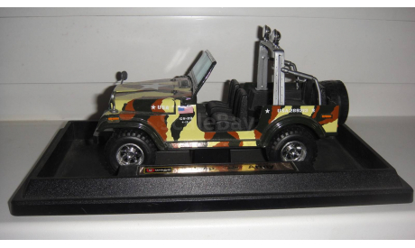 JEEP CJ-7  1/24 BURAGO ТОЛЬКО МОСКВА, масштабная модель, 1:24