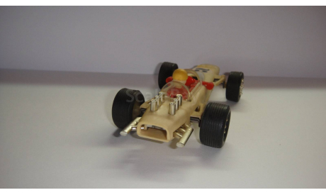 ГОНОЧНЫЙ АВТОМОБИЛЬ СССР  ТОЛЬКО МОСКВА, масштабная модель, scale0