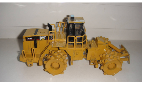 CATERPILLAR TWENTY METAL TRACKS  ТОЛЬКО МОСКВА САМОВЫВОЗ, масштабная модель, scale0