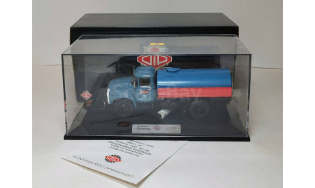 ЗИЛ ПМ-130 ZIL Ленинград DIP, масштабная модель, DiP Models, scale43