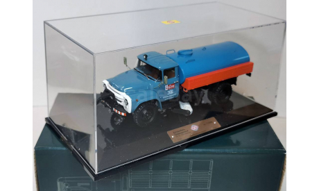 ЗИЛ ПМ-130 ZIL Ленинград DIP, масштабная модель, DiP Models, scale43