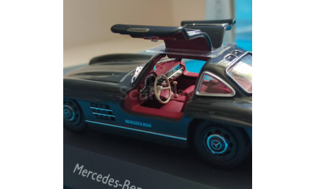 Mercedes-Benz 300 SL . Schuco 1:43, масштабная модель, scale43