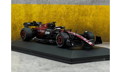 Модель alfa romeo f1 1/43 solido