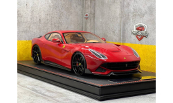 Модель ferrari f12 1/18 runner 07/99pcs