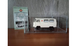 1/43 УАЗ 450A Скорая помощь гражданская 1967 г. Dipmodels 145023