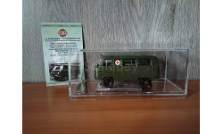 1/43 УАЗ 450A Медицинская помощь МО СССР 1962 г.  Dipmodels 145025