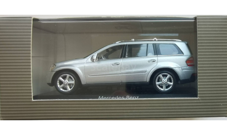 Mercedes-Benz GL X164 2006 Minichamps, масштабная модель, scale43