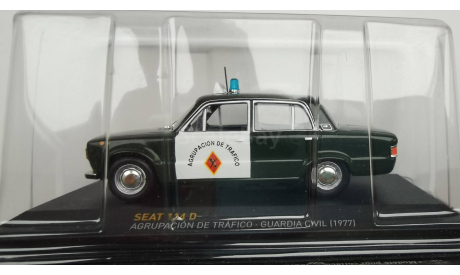 Seat 124 D Agrupación de Tráfico Guardia Civil 1977 IXO - Altaya, масштабная модель, scale43