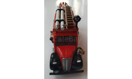 Ford E83W Fire Engine Van + прицеп-мотопомпа 1950 Matchbox Collectibles, масштабная модель, 1:43, 1/43