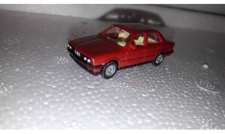 Wiking 1/87 BMW 320i красный, масштабная модель, 1:87