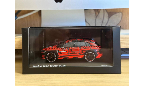 Audi e-tron triple 2020 - FC Bayern München Design. Spark, масштабная модель, scale43