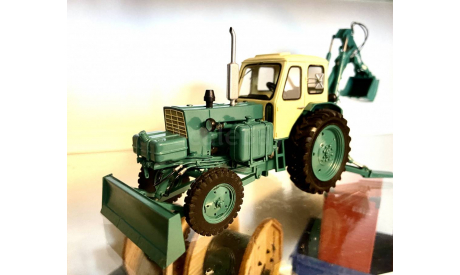 Экскаватор ЭО-2621 на базе ЮМЗ-6. Бригадиръ., масштабная модель, 1:43, 1/43