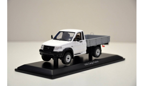 УАЗ Cargo Patriot. Белая кабина. Dip, масштабная модель, 1:43, 1/43, DiP Models