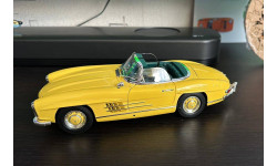 Mercedes-Benz 300 SL . Minichamps 1/18