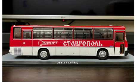 Автобус Икарус ( IKARUS) -256.54 СТАВРОПОЛЬ, масштабная модель, Classicbus, scale43
