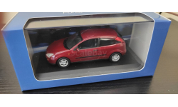 Ford Focus 1998 3-doors Minichamps